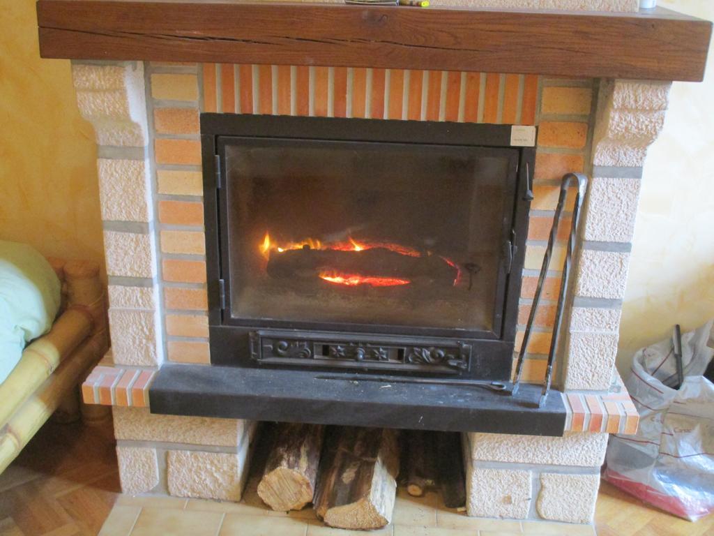 Gite Le Bourgneuf Fresnay-sur-Sarthe Екстериор снимка