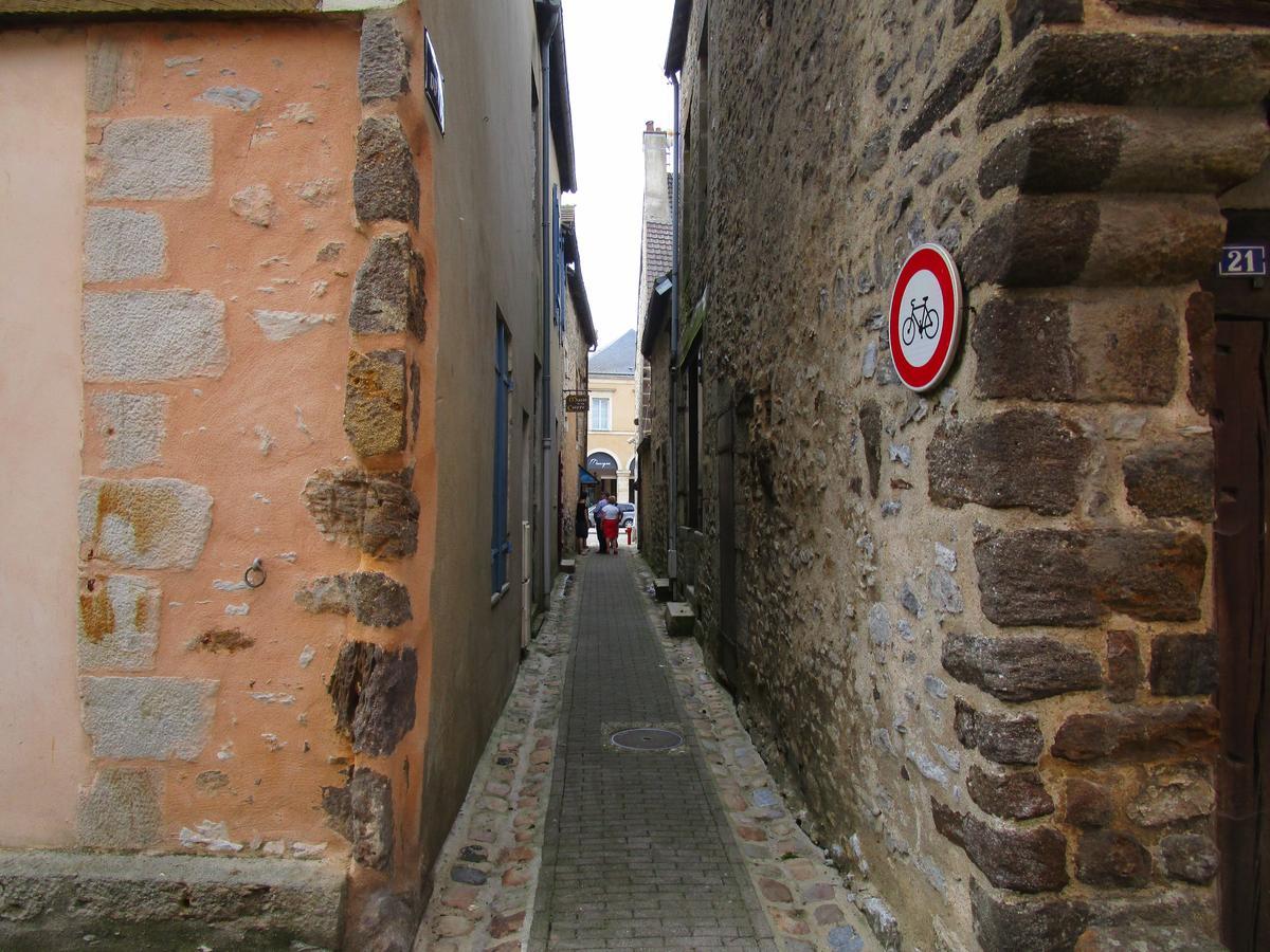 Gite Le Bourgneuf Fresnay-sur-Sarthe Екстериор снимка